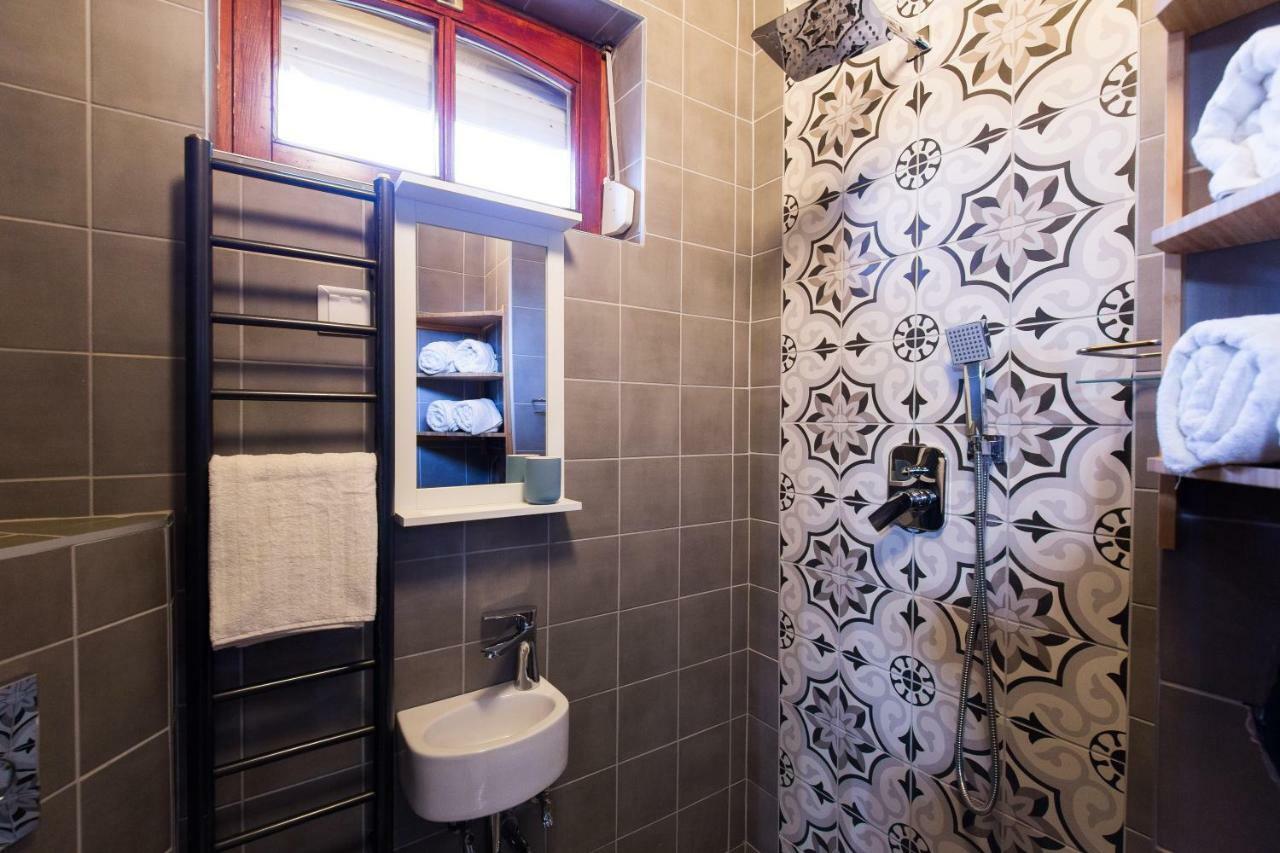 Two Towers Apartman מישקולץ מראה חיצוני תמונה